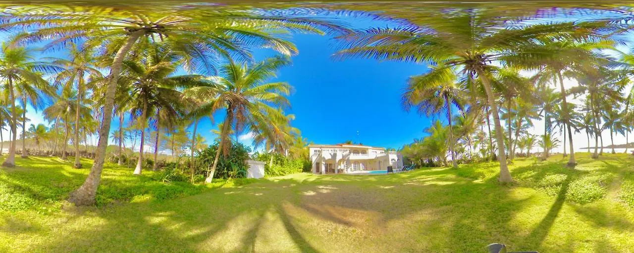 Baoba Breeze Bed & Breakfast- Beachfront Paradise Cabrera Dominikanska republiken